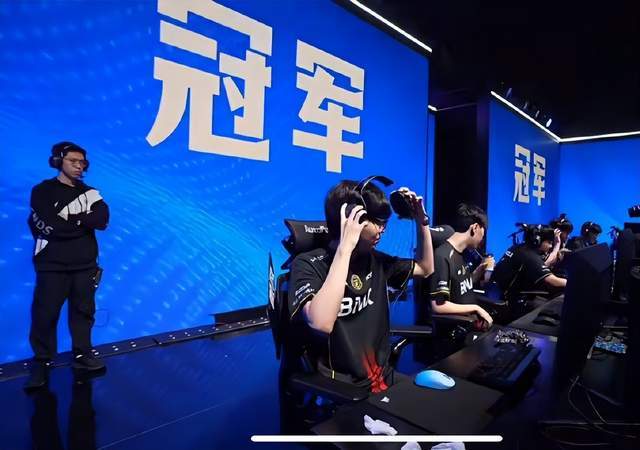 金狮贵宾会图片展示