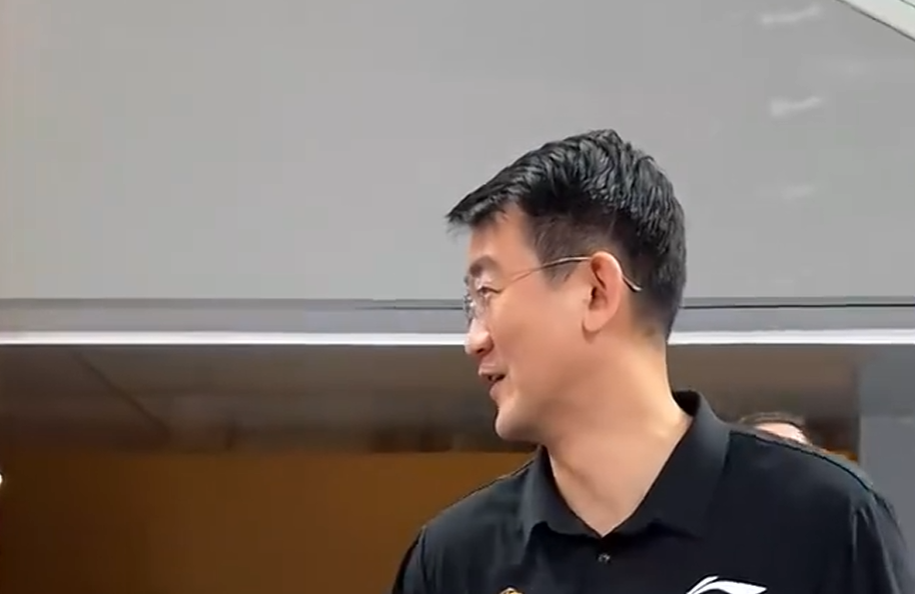 金狮贵宾会相关图片
